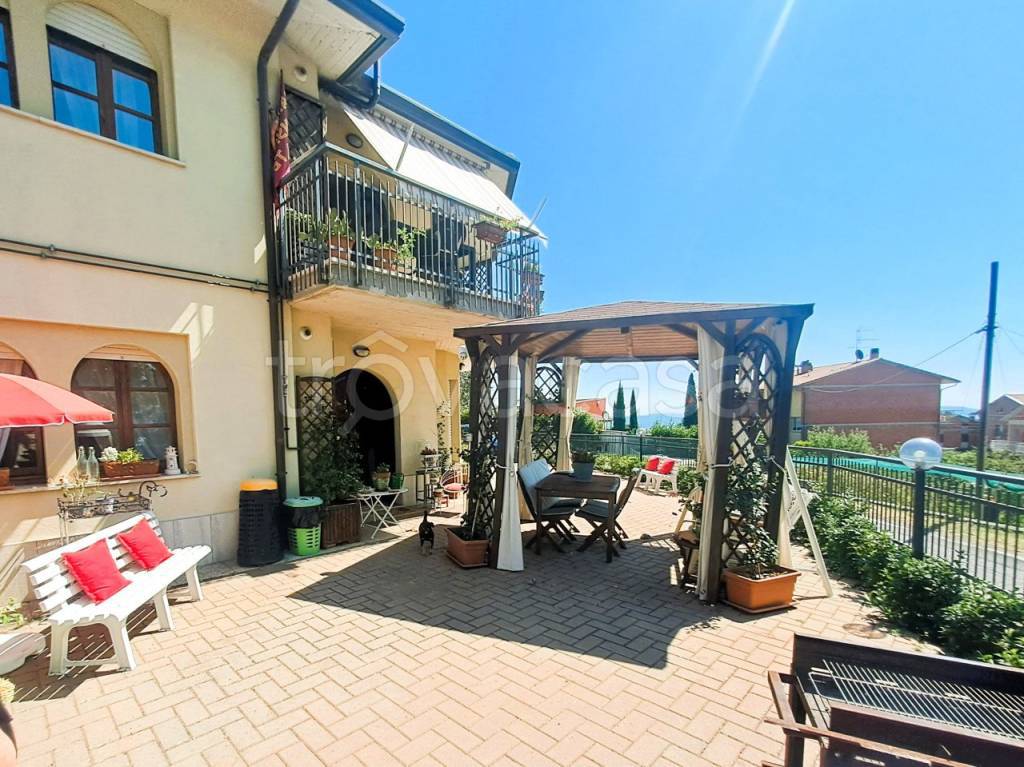 Villa Bifamiliare in vendita a Passignano sul Trasimeno