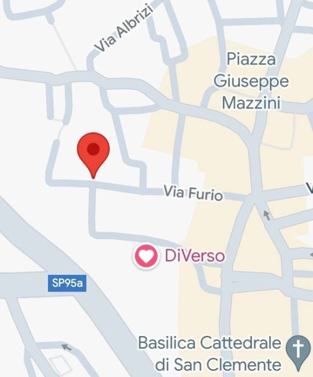 Posto Auto in affitto a Velletri via Furio, 48