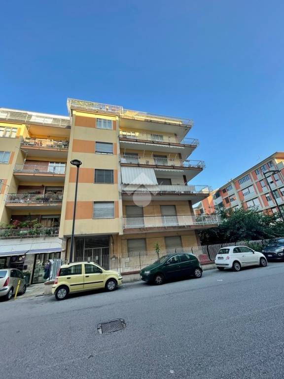 Appartamento in vendita ad Avellino via Francesco Scandone, 6