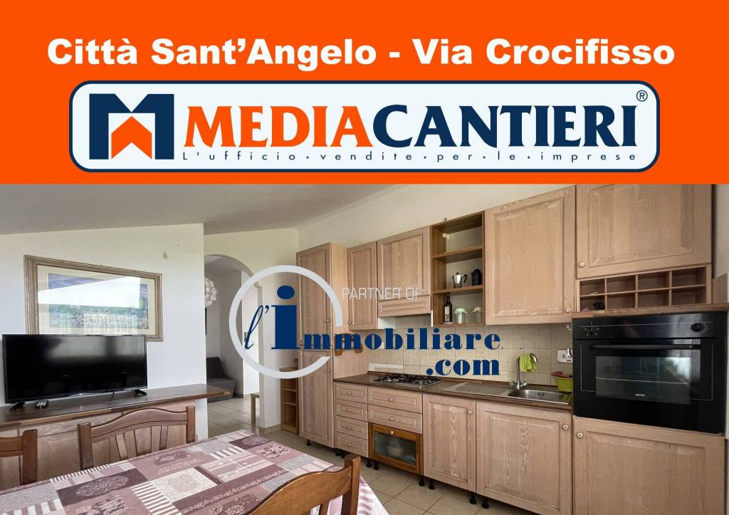 Appartamento in vendita a Città Sant'Angelo via Crocifisso, 69
