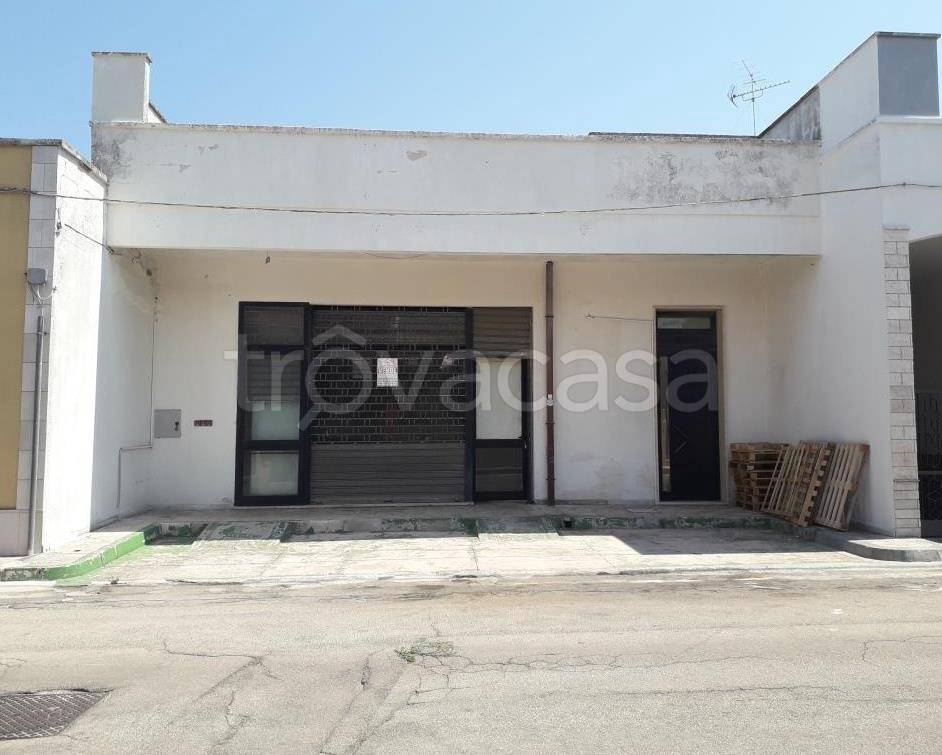 Garage in vendita a Melendugno via Gioacchino Murat, 17