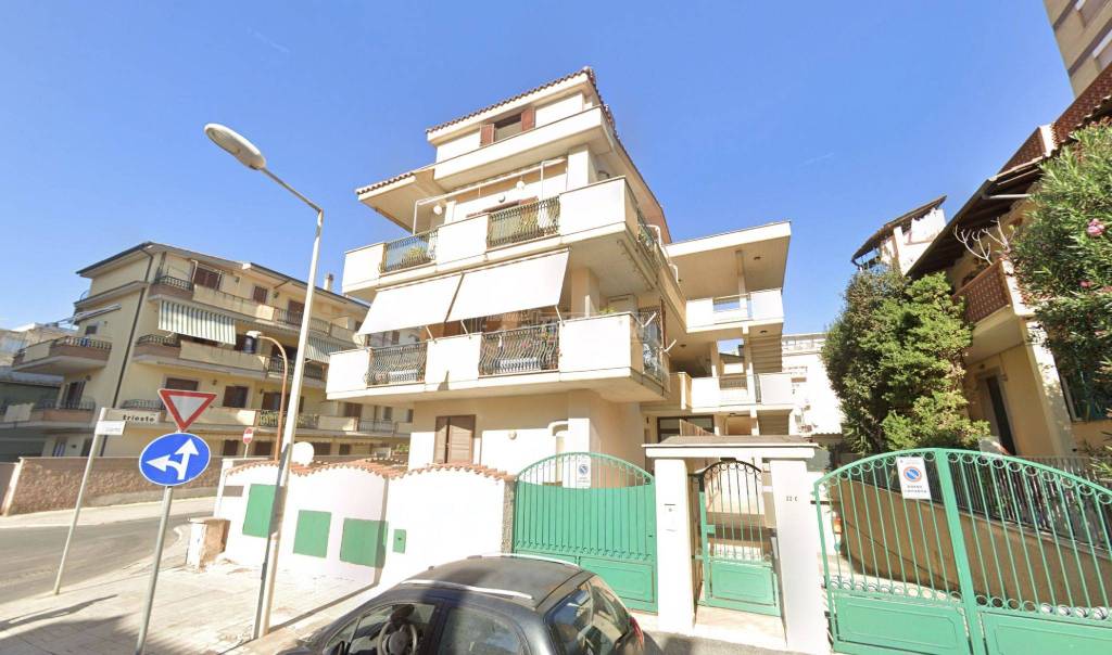Appartamento in vendita a Ladispoli via Livorno