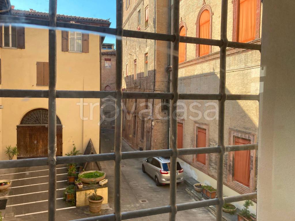 Villa in vendita a Bologna via Monte Grappa