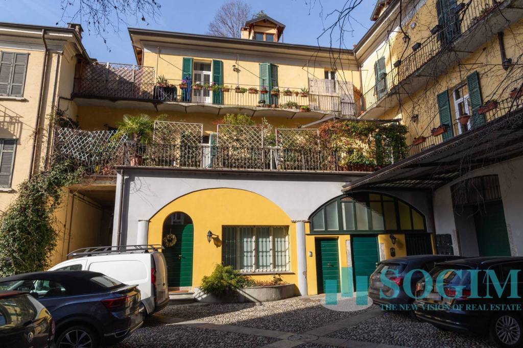 Appartamento in vendita a Como via Brambilla