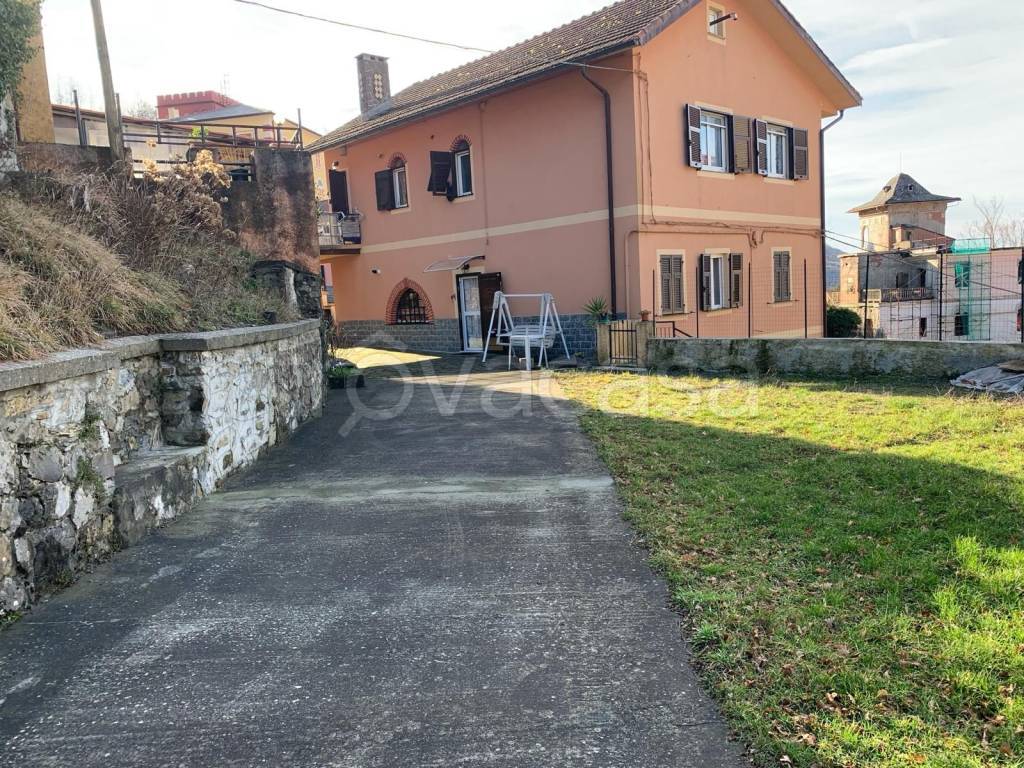 Villa Bifamiliare in vendita a Davagna via Scoffera