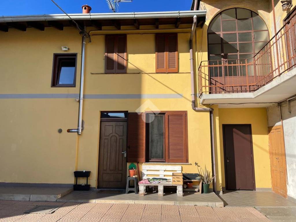 Appartamento in vendita a Fagnano Olona via s. Rocco, 26