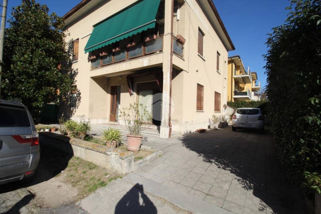 Appartamento in vendita a Colli al Metauro via Alessandro Manzoni, 8