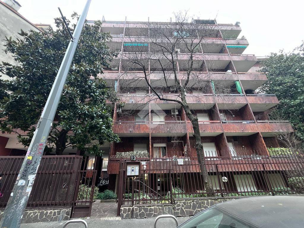 Appartamento in affitto a Milano via Melzo, 13