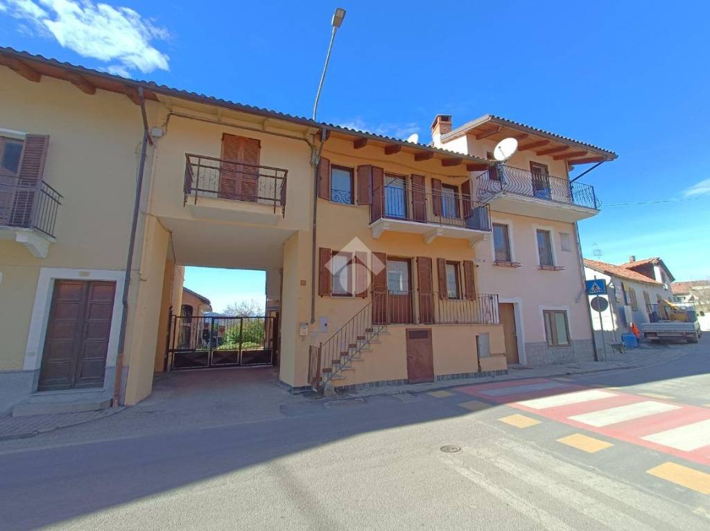 Casa Indipendente in vendita a Berzano di San Pietro via Roma, 57