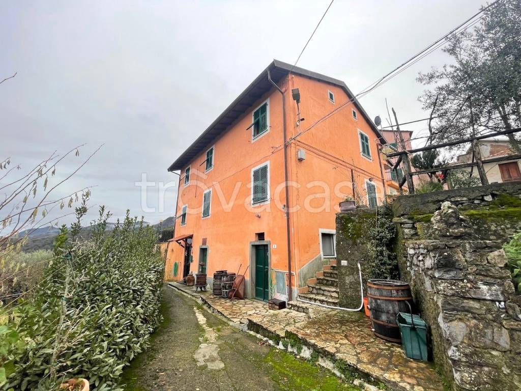 Villa Bifamiliare in vendita a Beverino via Corvara