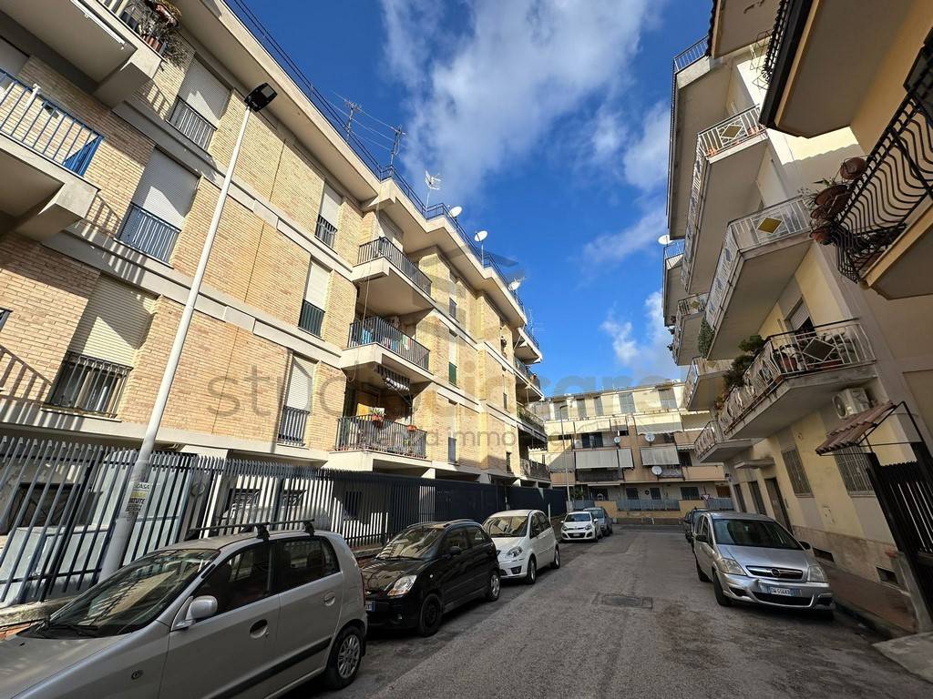 Appartamento in vendita a Giugliano in Campania via Domenico Fontana