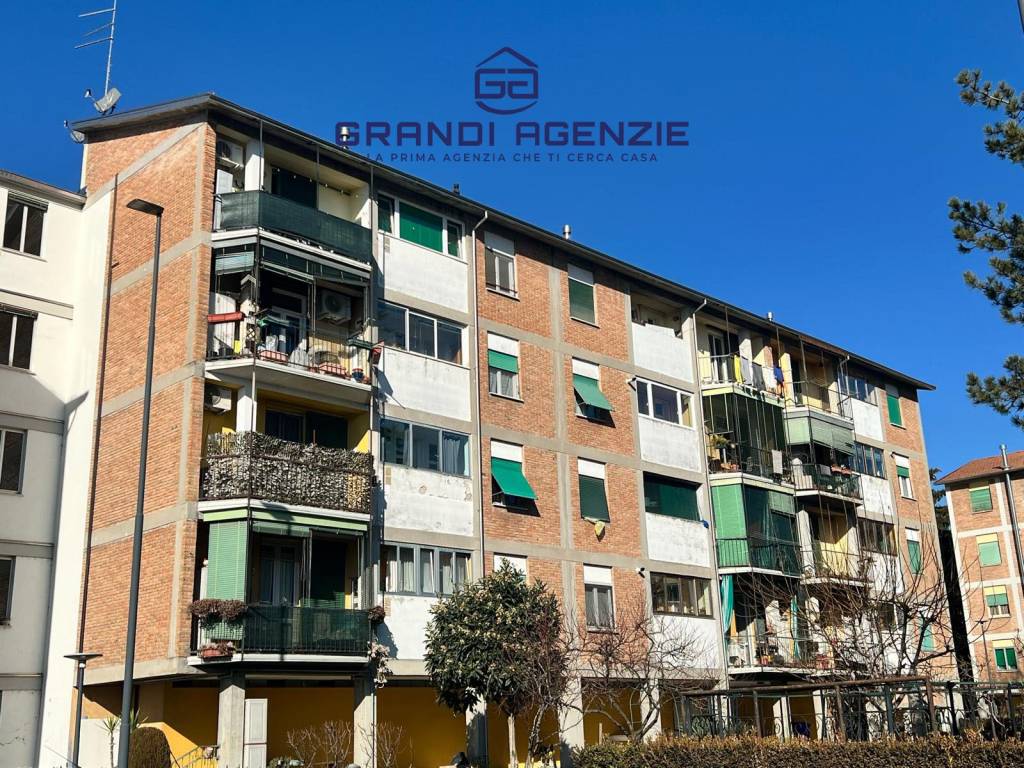 Appartamento in vendita a Parma via Giuseppe Sbravati, 5