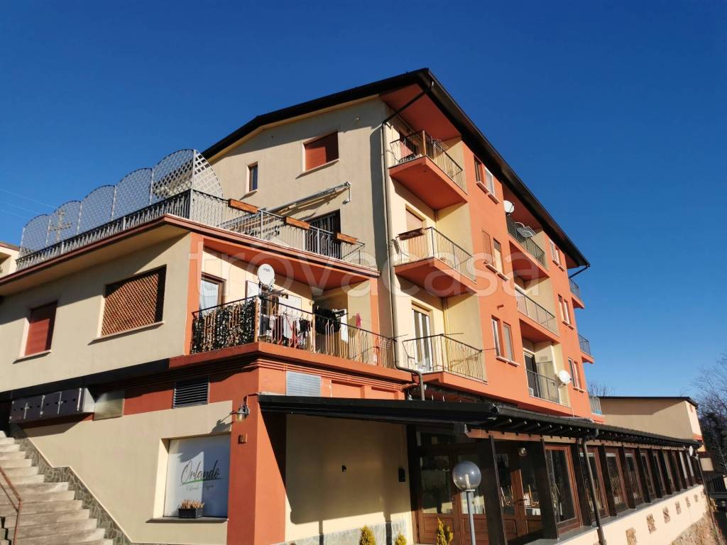 Appartamento in vendita a Cuasso al Monte via Zotte San Salvatore, 7C