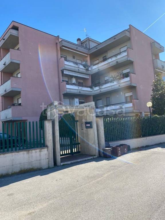 Appartamento in in vendita da privato a San Giovanni Teatino via Roma, 18