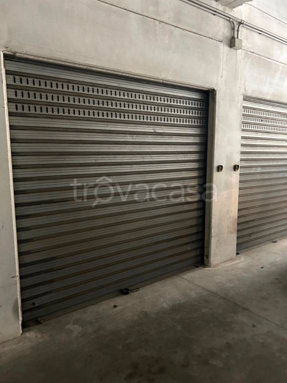 Garage in vendita a Marino via Pier Giorgio Frassati