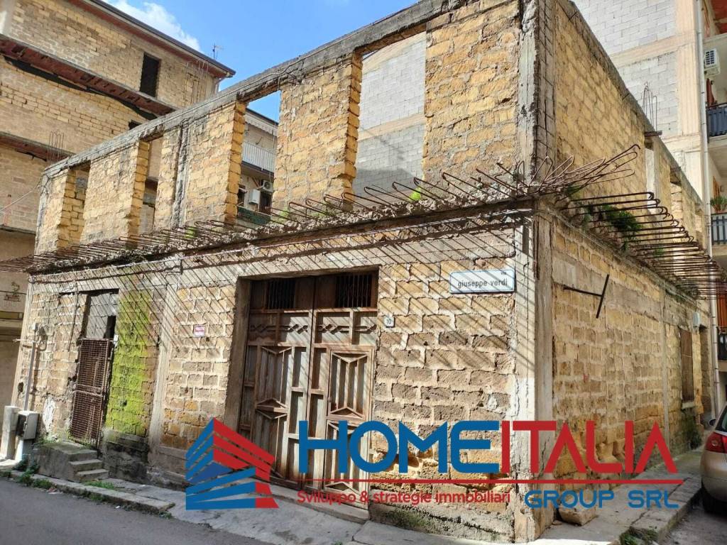 Casa Indipendente in vendita a Belmonte Mezzagno via Giuseppe Verdi, 10