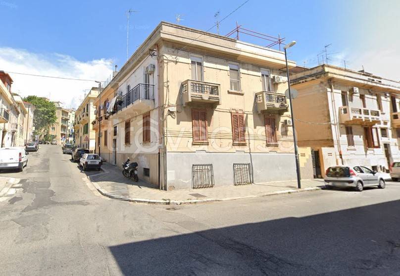 Appartamento in vendita a Reggio di Calabria via Amerigo Vespucci