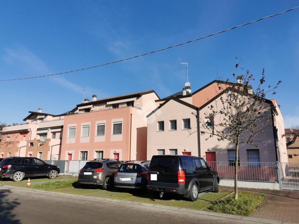 Appartamento in vendita a Massa Lombarda viale d. Alighieri, 21