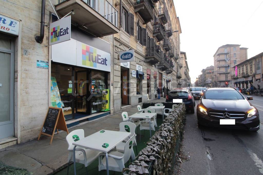 Pub in vendita a Torino via Madama Cristina, 75