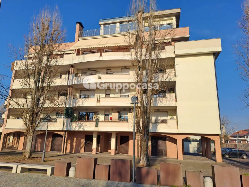 Appartamento in vendita a Santo Stefano Ticino piazza della Costituzione, 6