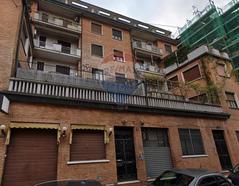 Appartamento in vendita a Milano via Nicastro, 6