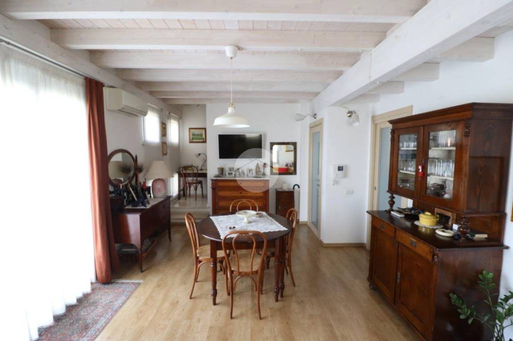 Appartamento in vendita a Cagliari via Delle Agavi