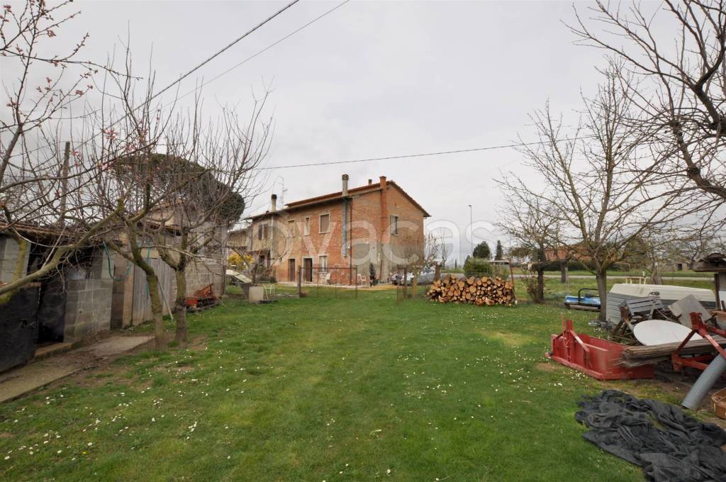 Villa Bifamiliare in vendita a Montepulciano