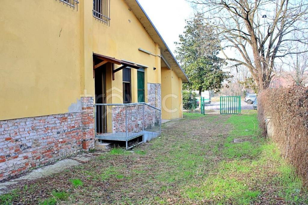 Casa Indipendente in vendita a Verona via a. Milani, 9A