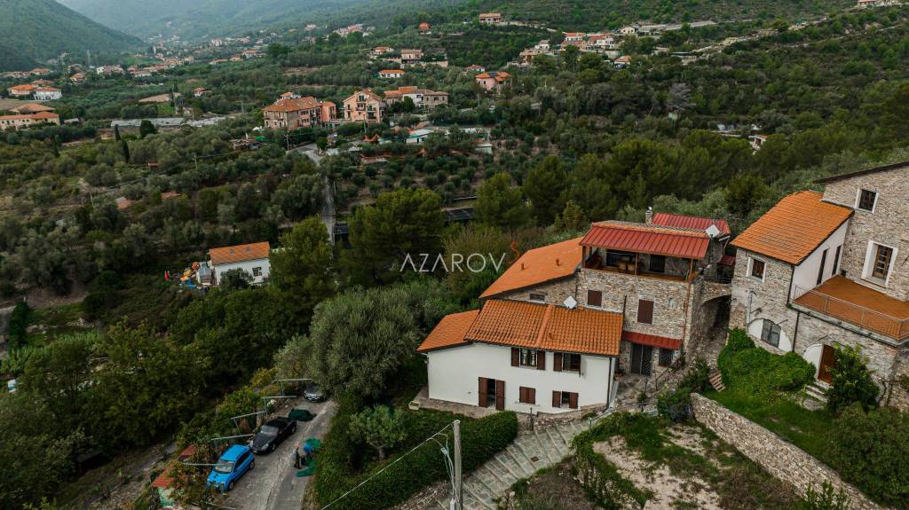 Villa a Schiera in vendita ad Andora località Pian Rosso, 16