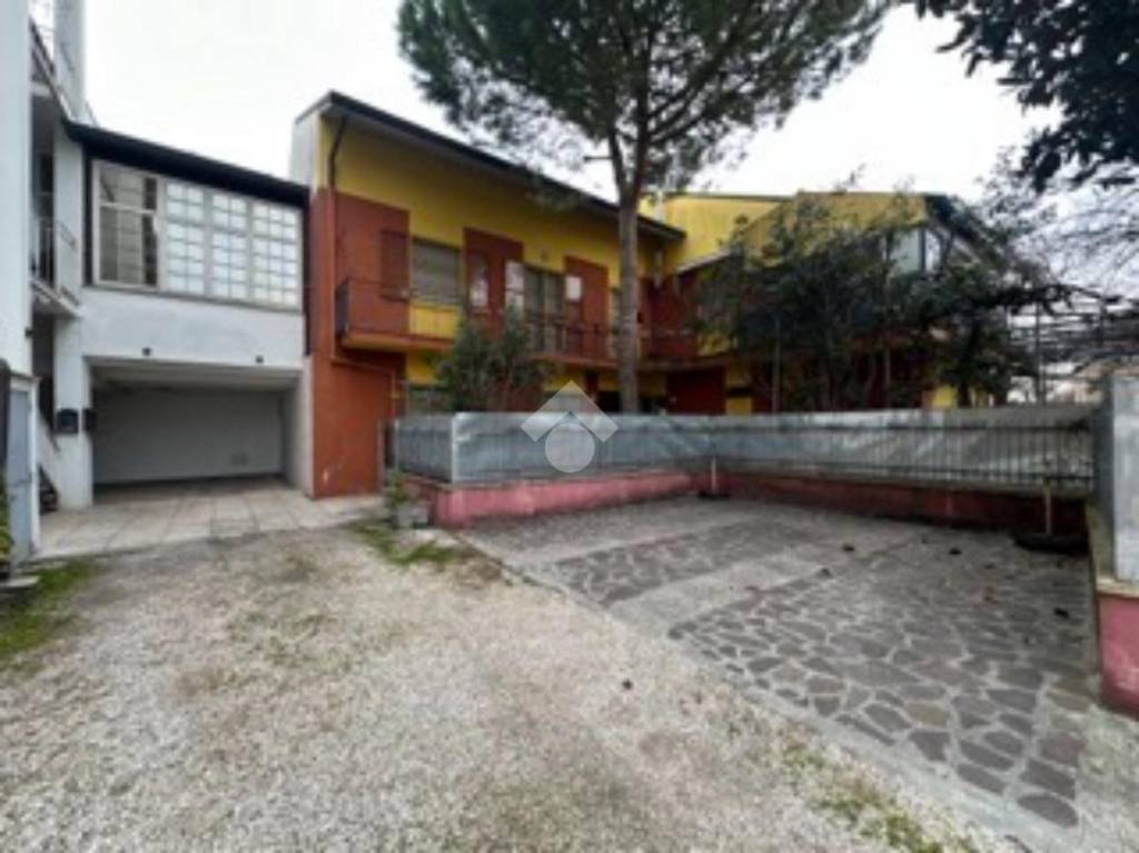 Villa Bifamiliare in vendita a Cesenatico viale Zara, 2