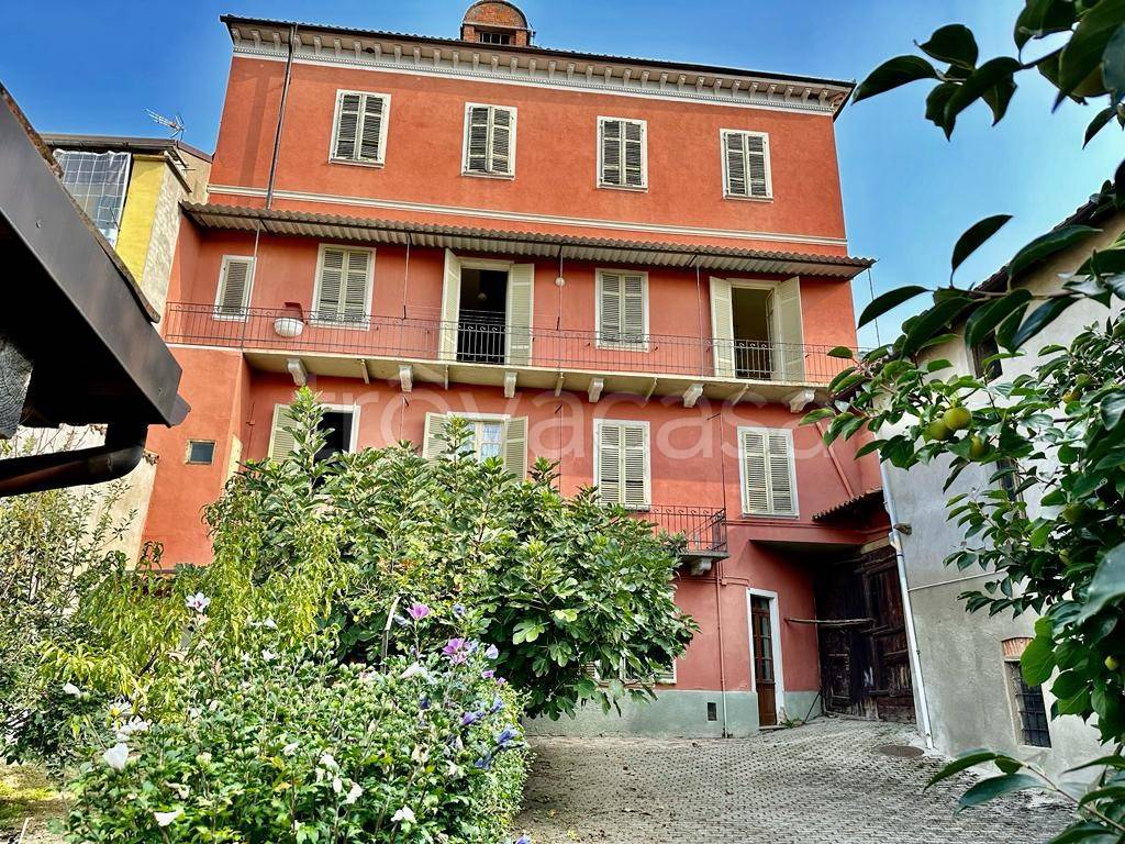 Villa Bifamiliare in vendita a Viarigi via Roma