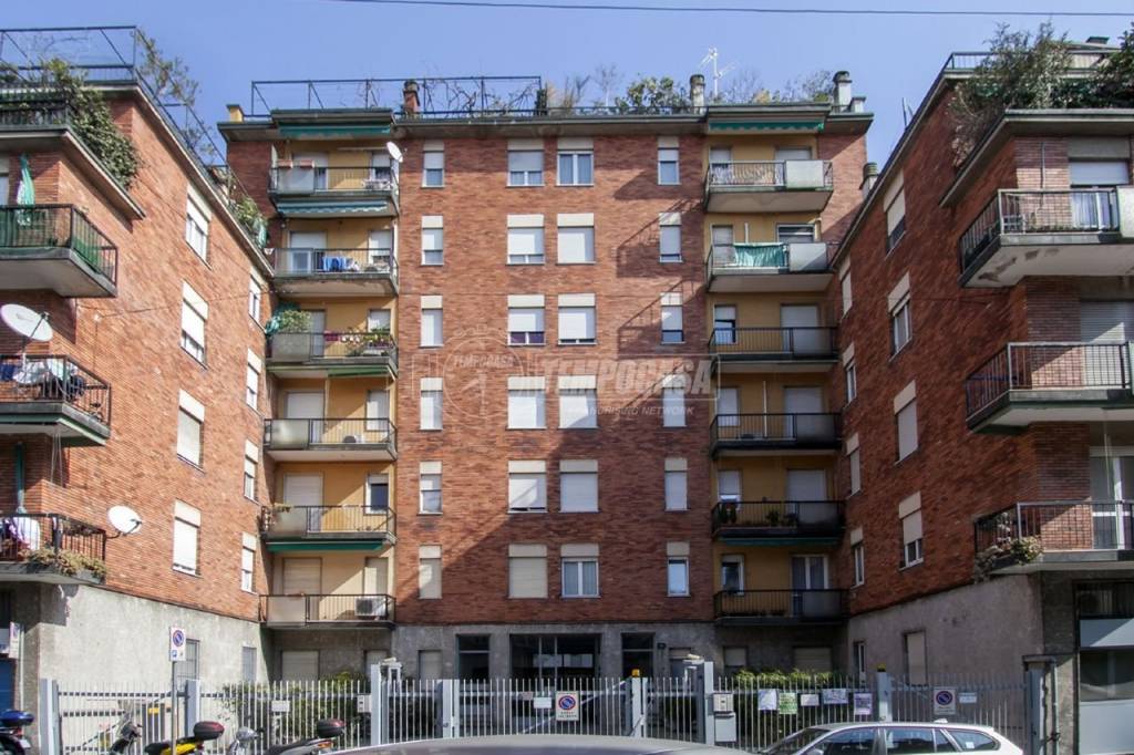 Appartamento in vendita a Milano via Francesco Paolo Michetti 16/a