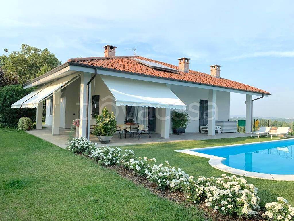 Villa in vendita a Cossombrato via Capra