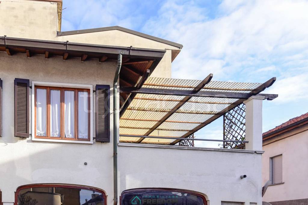 Villa Bifamiliare in vendita a Meda viale Brianza, 45