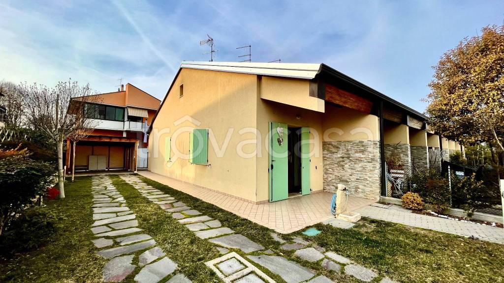Villa a Schiera in vendita a Cesena via Mario Amato