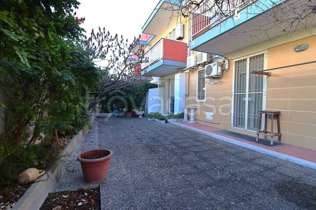 Appartamento in vendita a Bari via Umberto I, 266F
