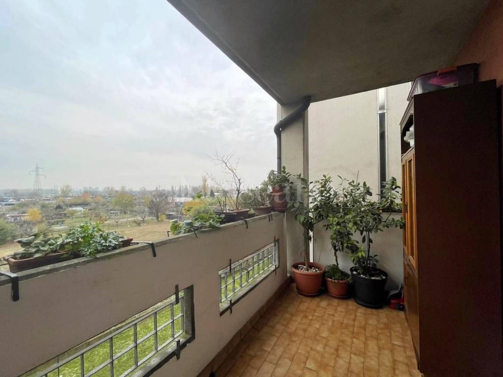 Appartamento in vendita a Milano via Quintosole, 38