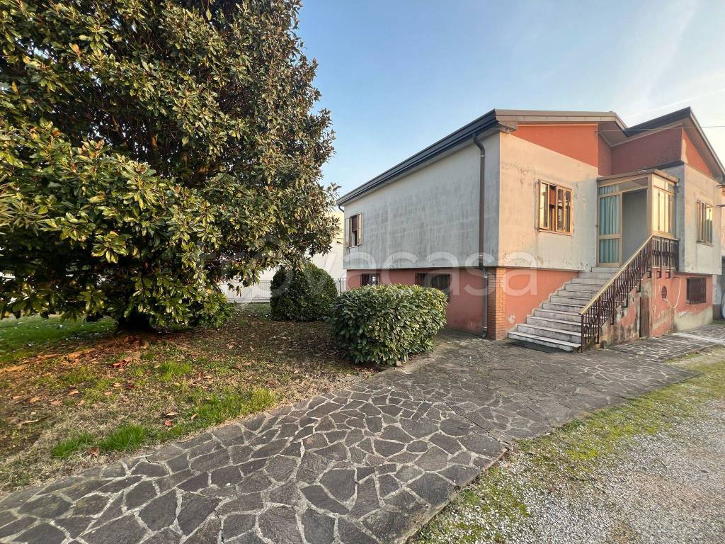 Villa in vendita a Cartura via Padova