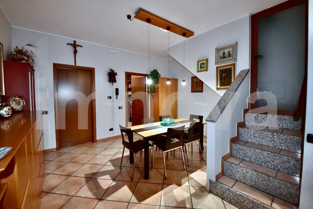 Appartamento in vendita a Seveso via Madonna, 22