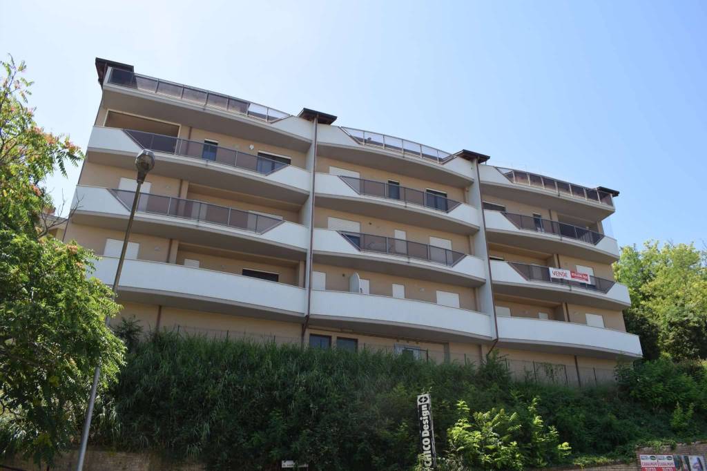 Appartamento in vendita a Chieti via Monsignor Rocco Cocchia