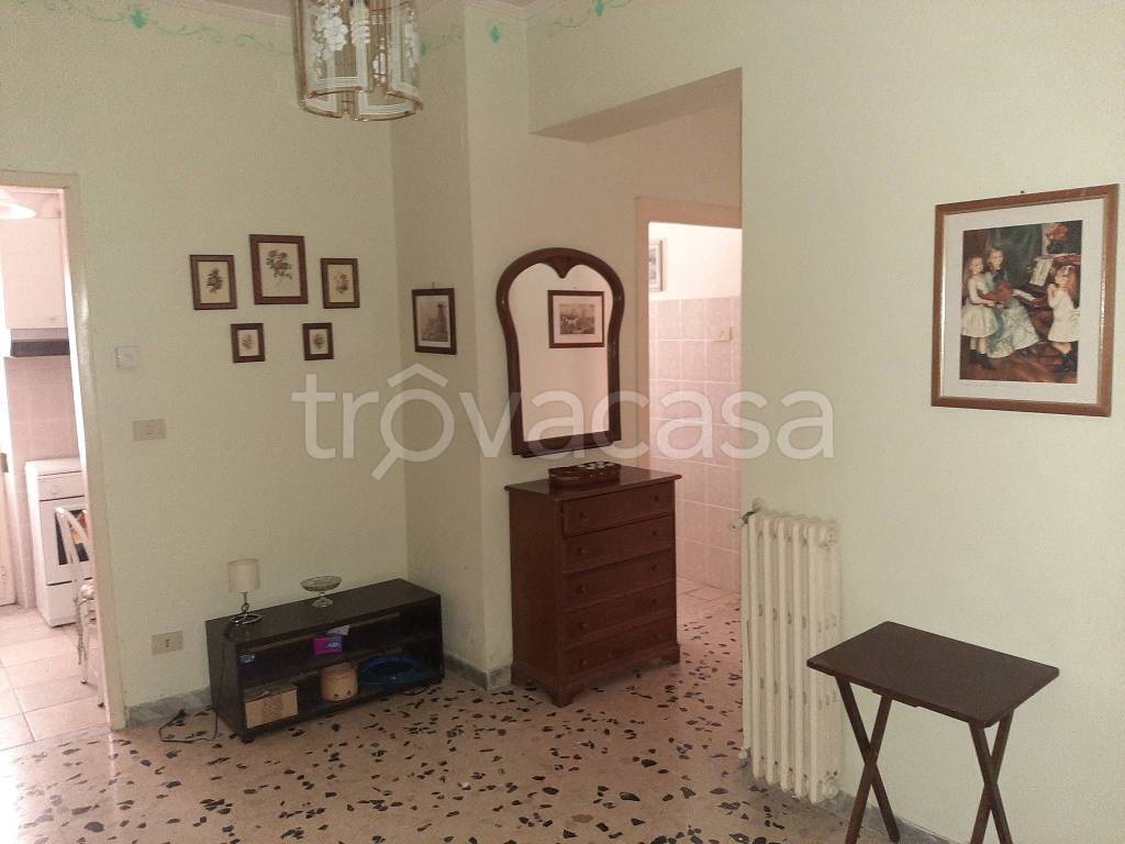 Appartamento in vendita a Roma via Felice Bisleri