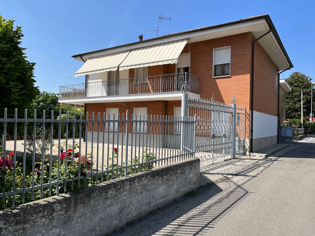 Villa Bifamiliare in vendita a Moncalieri strada Privata Nasi, 22