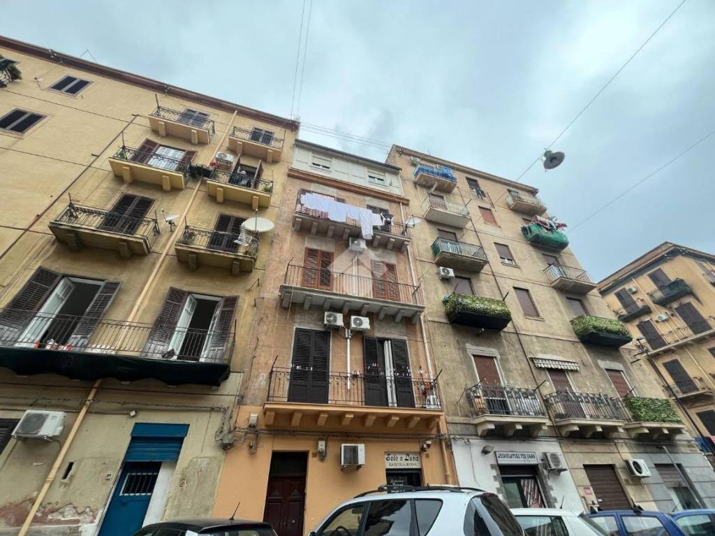 Appartamento in vendita a Palermo via gaspare palermo, 23