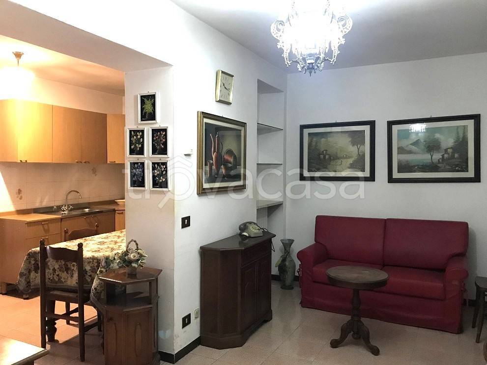 Appartamento in vendita a Lodi via Castelfidardo, 18