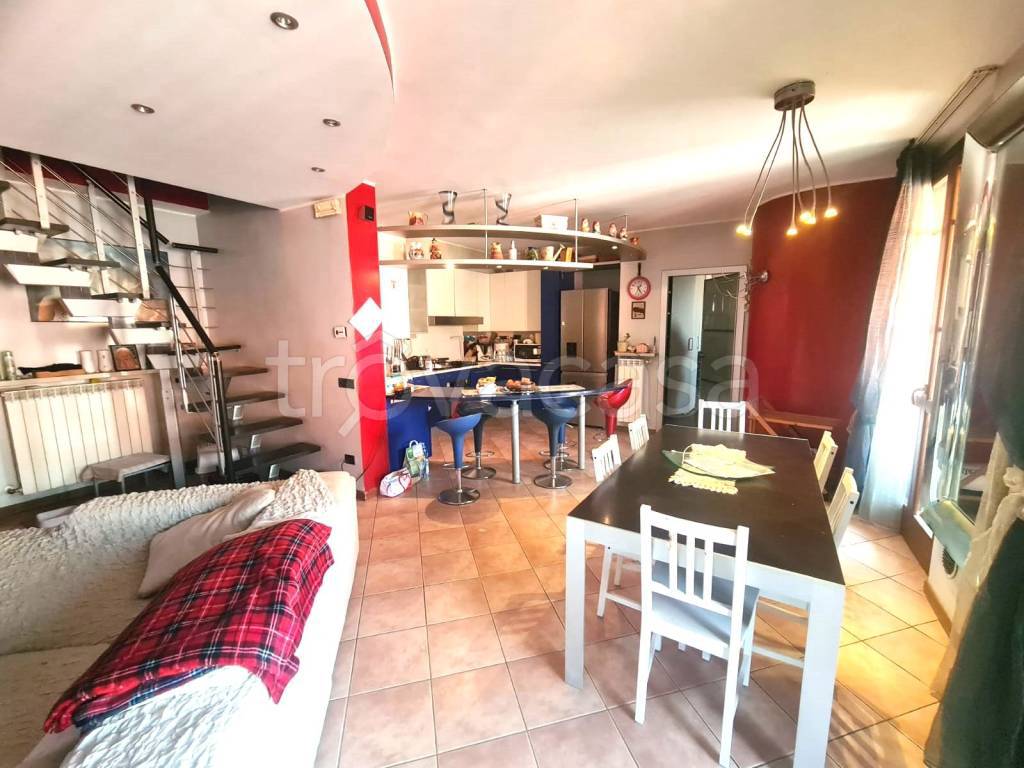Appartamento in vendita a San Giuliano Milanese via Clavese