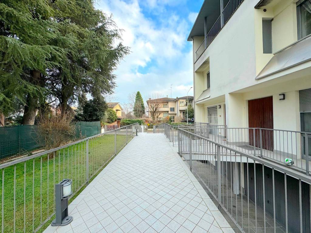 Appartamento in vendita a Montechiarugolo via Gaetano Donizetti, 8