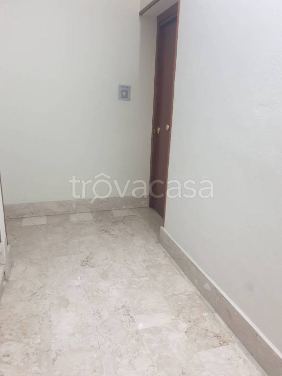 Appartamento in vendita a Palermo piazzale Tenente Giuseppe Anelli, 42