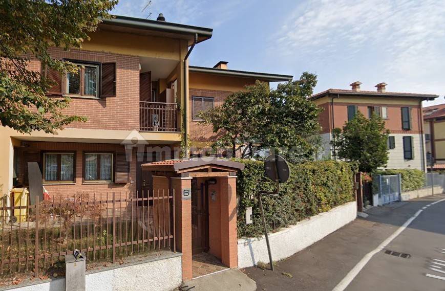 Villa a Schiera in vendita a Cesano Boscone via Villette