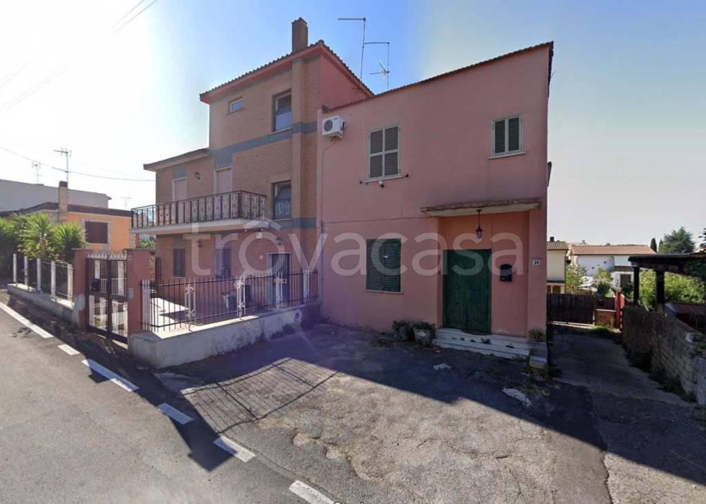Villa Bifamiliare in vendita ad Albano Laziale via Pietrara, 29