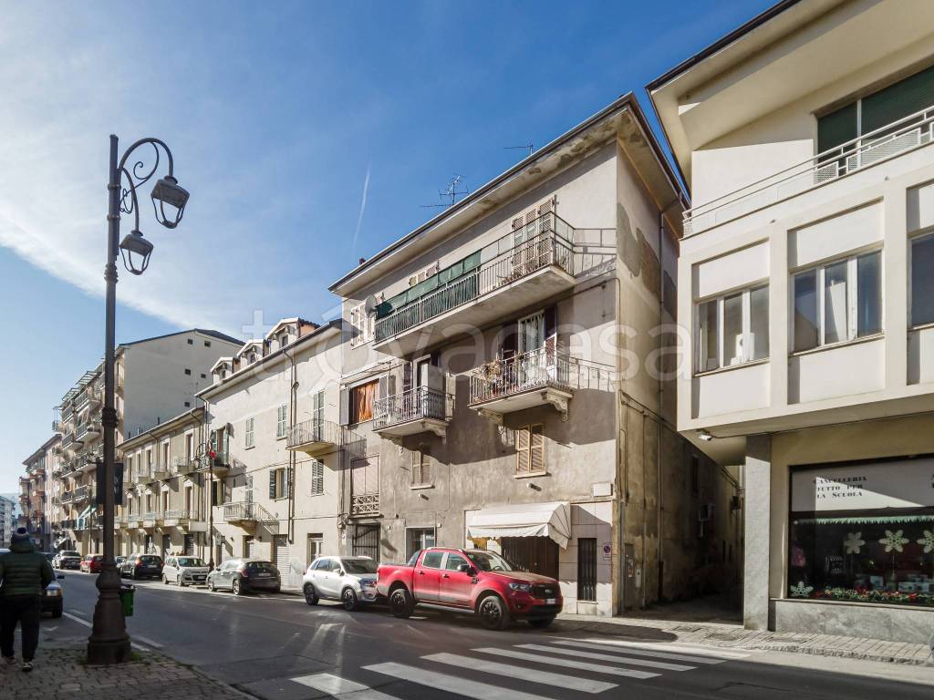 Appartamento in vendita ad Acqui Terme via Nizza, 115